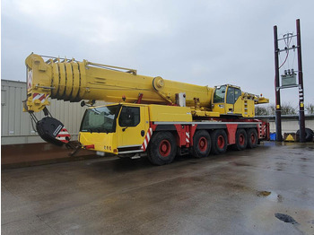 Mobile crane LIEBHERR