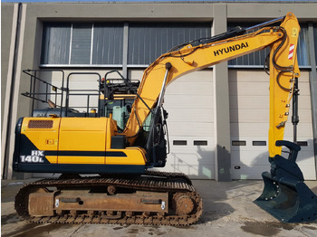 Crawler excavator HYUNDAI