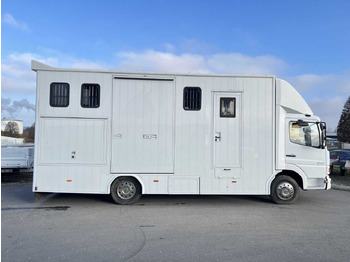 Horse truck MERCEDES-BENZ Atego 918