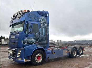 Cab chassis truck VOLVO FH16