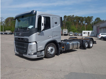 Cab chassis truck VOLVO FM13 460