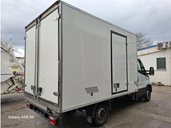 Refrigerated van IVECO Daily 35S14: picture 4