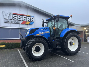 Farm tractor NEW HOLLAND T7