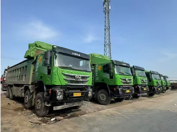 Truck Iveco 8x4 dumptruck: picture 3