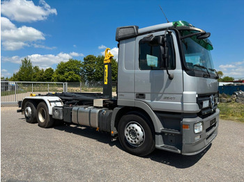 Hook lift truck MERCEDES-BENZ