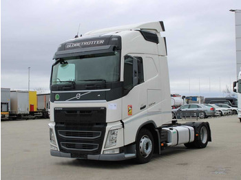 Tractor unit VOLVO FH 500