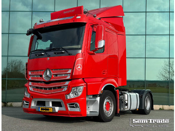 Tractor unit MERCEDES-BENZ Actros 1842