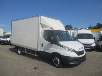 Box van Iveco Daily 35C16: picture 3