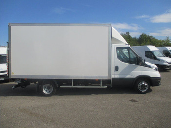 Box van Iveco Daily 35C16: picture 5