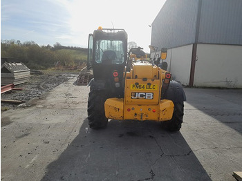 Excavator JCB