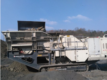 Mobile crusher TEREX