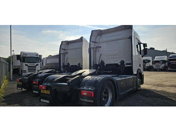 Tractor unit Scania R450: picture 3