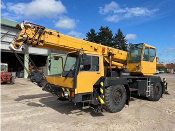 Mobile crane LIEBHERR LTM 1025