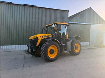 Farm tractor JCB Fastrac 4220