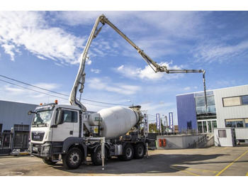 Concrete pump truck MAN TGS 32.400