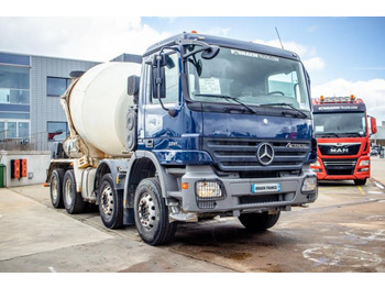 Concrete mixer truck Mercedes ACTROS 3241 BB-MP2+E5+STETTER: picture 2