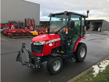 New Compact tractor Massey Ferguson MF 1735 M HC: picture 4