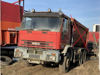 Cab chassis truck IVECO EuroTrakker