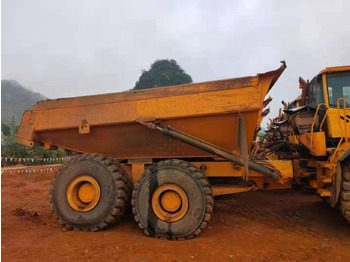 Articulated dumper VOLVO A40D