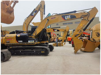 Excavator CATERPILLAR 320D2