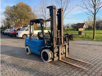 Forklift Nissan 3.5 tons diesel heftruck triplo 5.50m Hefhoogte 2000 uur: picture 4