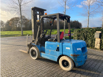 Forklift Nissan 3.5 tons diesel heftruck triplo 5.50m Hefhoogte 2000 uur: picture 2