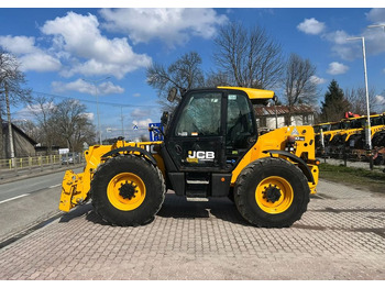 Telescopic handler JCB 560-80 Agri Plus: picture 2