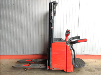 Stacker LINDE L16