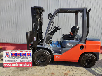 Diesel forklift TOYOTA FDF 30