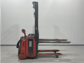 Stacker LINDE L12