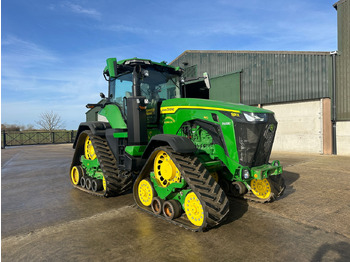 Farm tractor JOHN DEERE