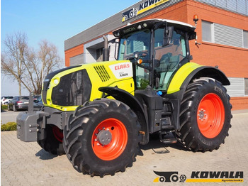 Farm tractor CLAAS Axion 810