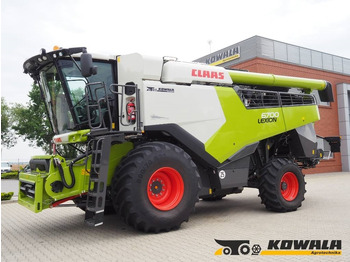 Combine harvester CLAAS Lexion 6700