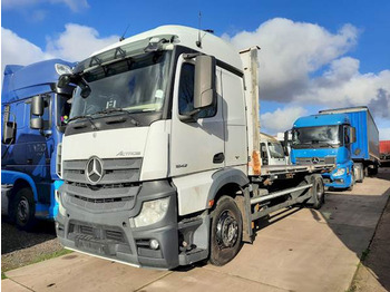 Container transporter/ Swap body truck MERCEDES-BENZ Actros 1842