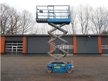 Scissor lift GENIE