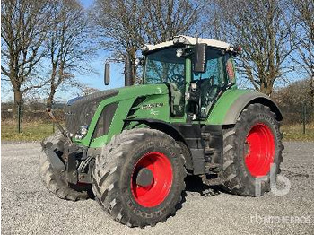 Farm tractor FENDT 828 Vario