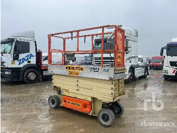 Scissor lift JLG