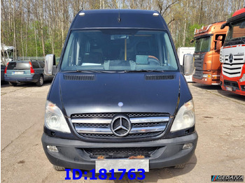 Coach MERCEDES-BENZ Sprinter 518 - VIP - 17 Seater: picture 2