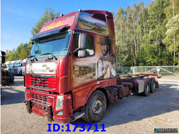 Cab chassis truck VOLVO FH16 700