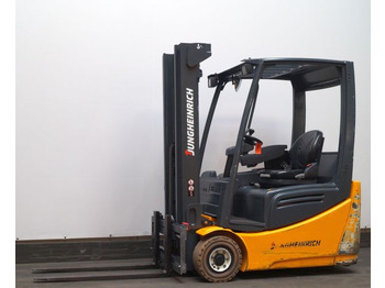 Electric forklift JUNGHEINRICH EFG