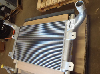 Intercooler for Construction machinery Case LL00083: picture 2