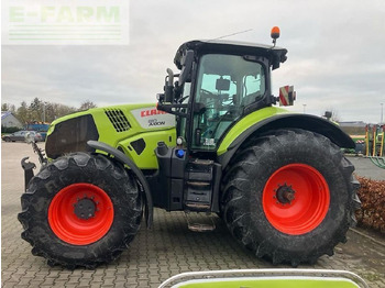 Farm tractor CLAAS Axion 810