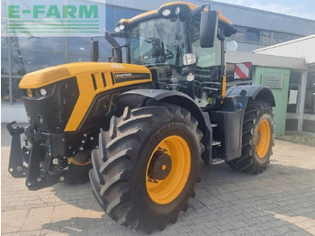 Farm tractor JCB Fastrac 4220