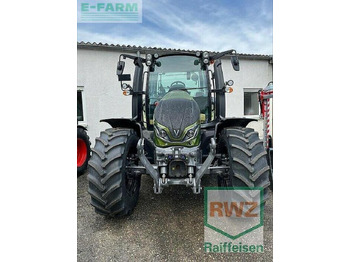 Farm tractor VALTRA