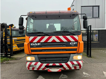 Cab chassis truck DAF CF 75.310 6X4 MANUAL GEAR EURO 3 FULL STEEL: picture 2