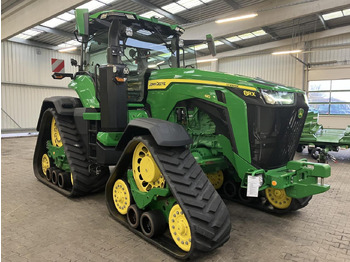 Farm tractor JOHN DEERE