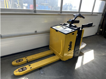 Pallet truck YALE