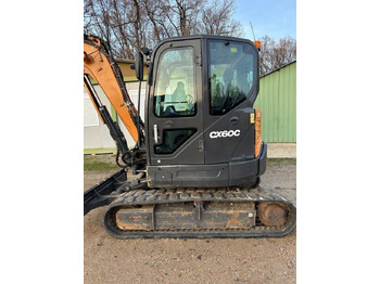 Mini excavator Case CX 60 C: picture 2