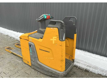 Pallet truck Jungheinrich ERE120: picture 5