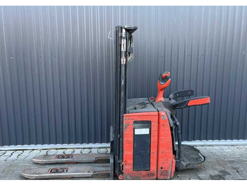 Stacker LINDE L14